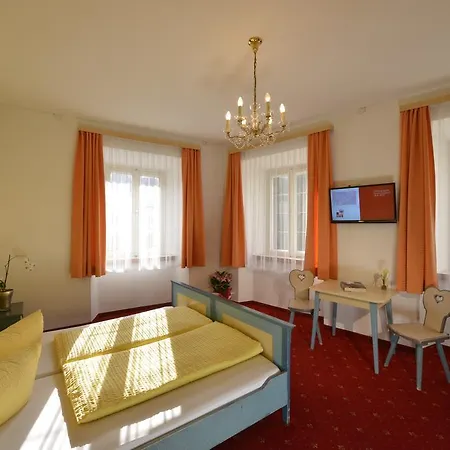 Sonne Mini-hôtel 3*